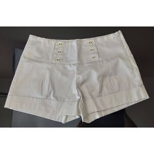 Candies Shorts Size 9 White Satin Button front
